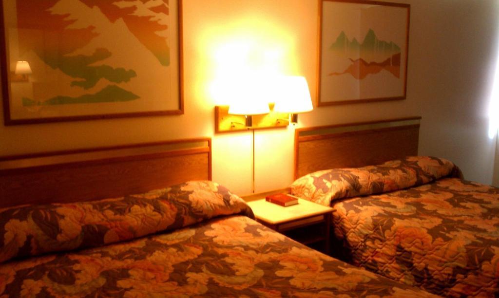 Colorado River Value Inn Bullhead City Oda fotoğraf